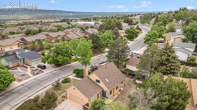 8445 Williamsburg Drive