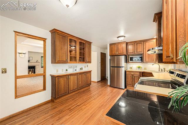 8445 Williamsburg Drive