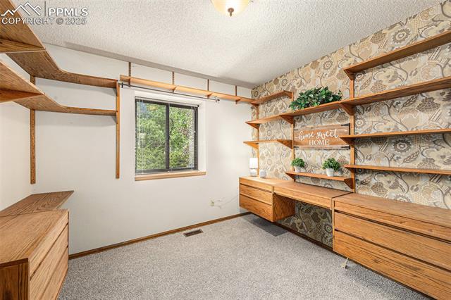 8445 Williamsburg Drive