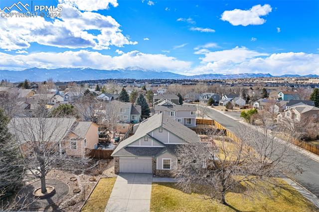 3220 Flying Horse Road