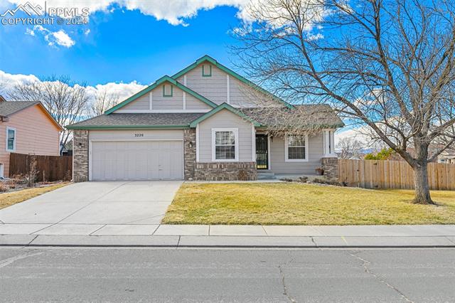 3220 Flying Horse Road