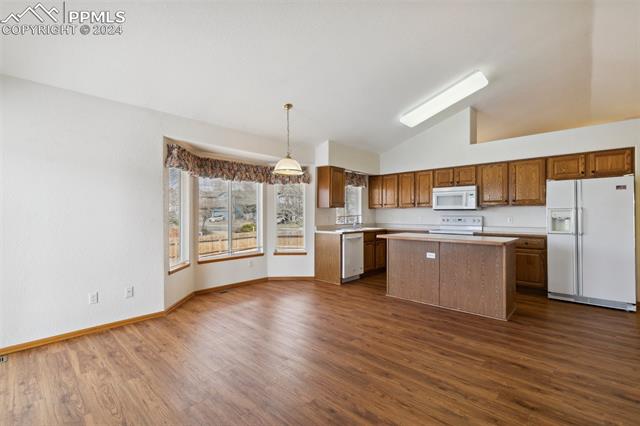 3220 Flying Horse Road