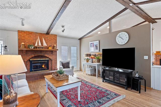4911 Iron Horse Trail