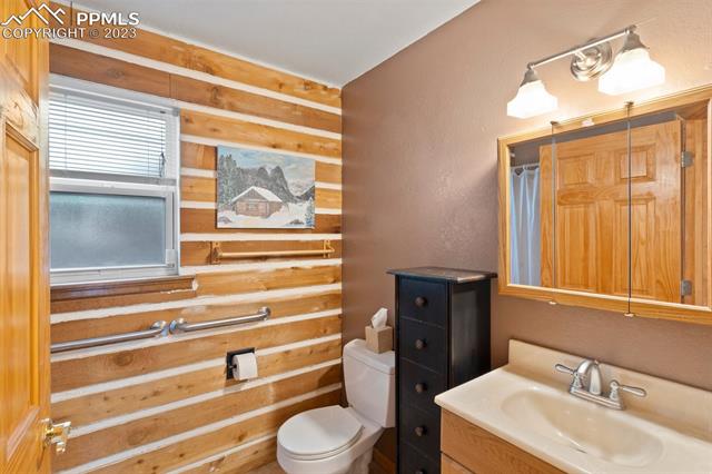 4911 Iron Horse Trail