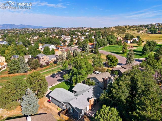 4911 Iron Horse Trail