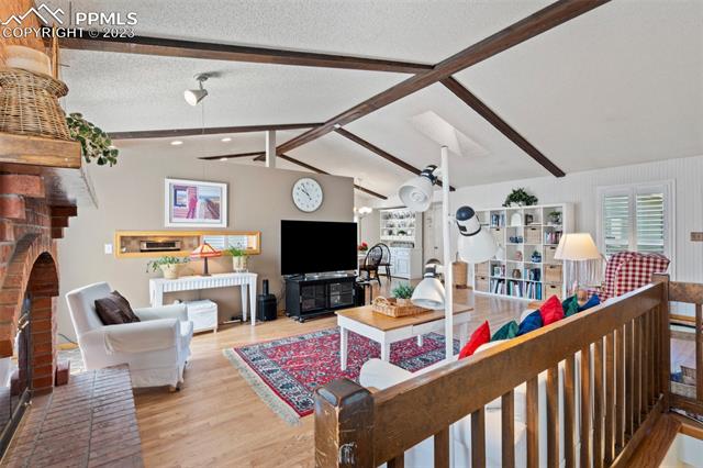 4911 Iron Horse Trail