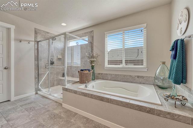 145 Kettle Valley Way