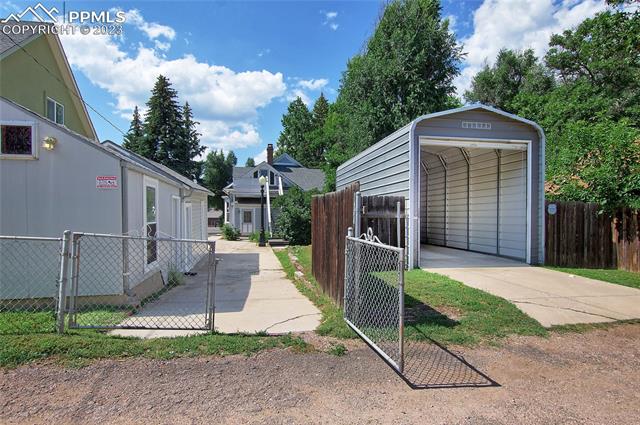 1406 W Kiowa Street