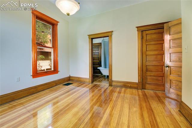 1406 W Kiowa Street