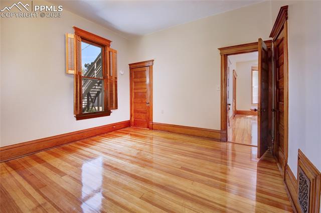 1406 W Kiowa Street