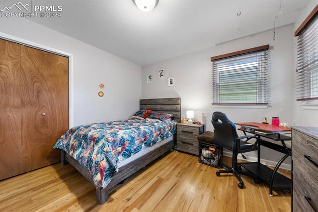 729 W Buena Ventura Street