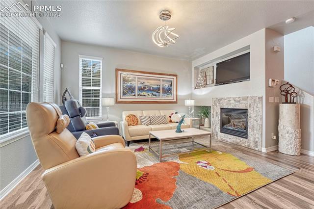 4107 Brookside Mesa View