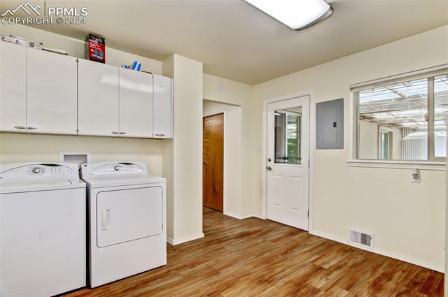 1024 E Monroe Street