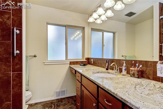 1024 E Monroe Street