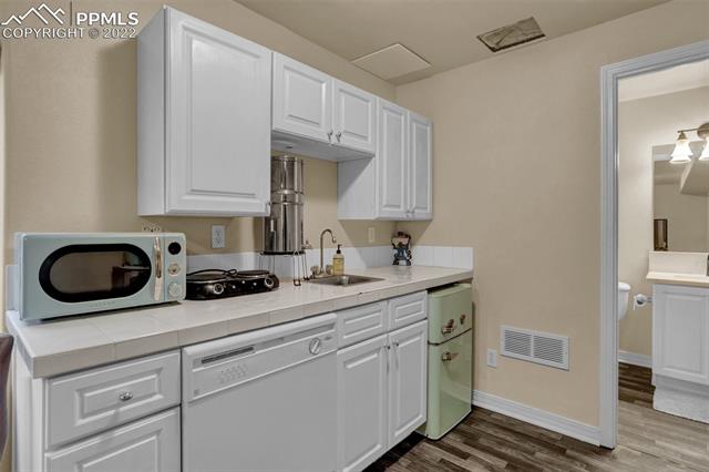 6659 Silverwind Circle