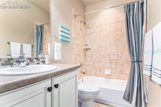 12976 Cupcake Heights