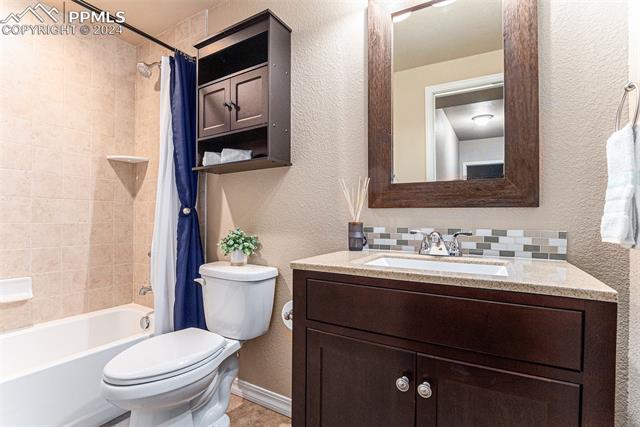 12976 Cupcake Heights