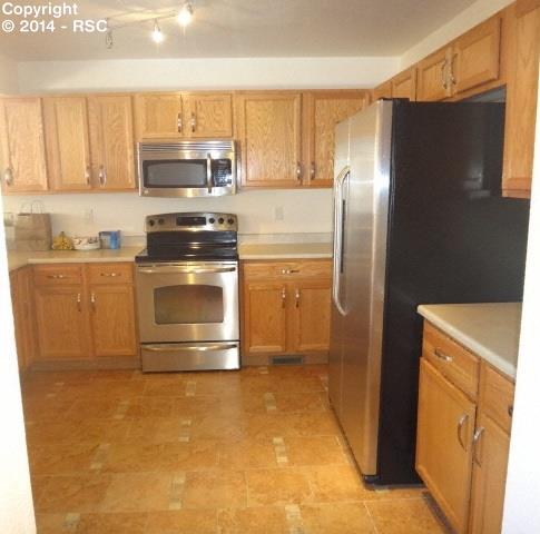 5027 HORSE CARRIAGE Road