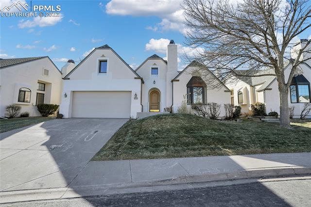 643 La Bourgade Point
