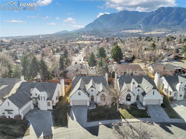 643 La Bourgade Point