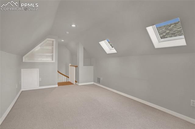 643 La Bourgade Point