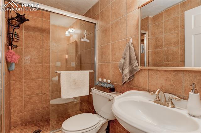 6950 Sugar Creek Circle