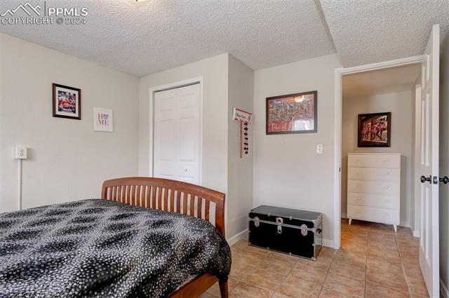 6950 Sugar Creek Circle