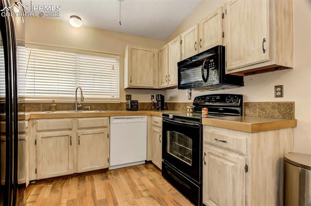 2618 Manassas Way