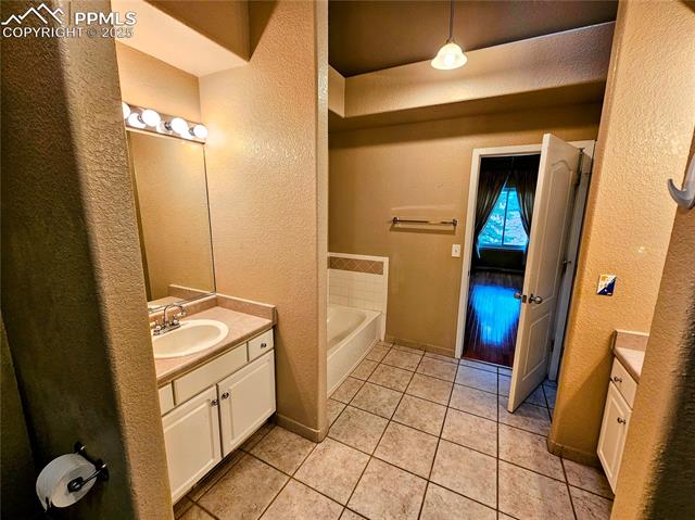 2114 Summerset Drive
