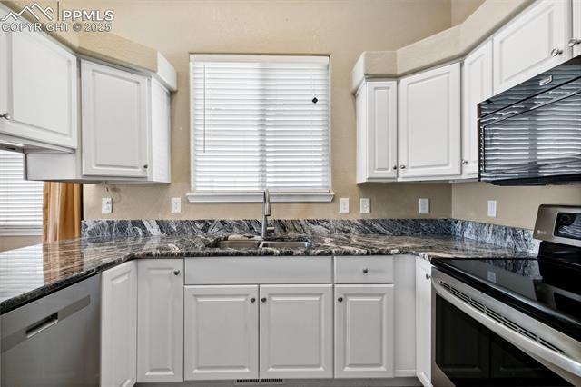 2114 Summerset Drive