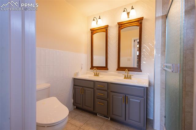 1349 W Los Charros Drive