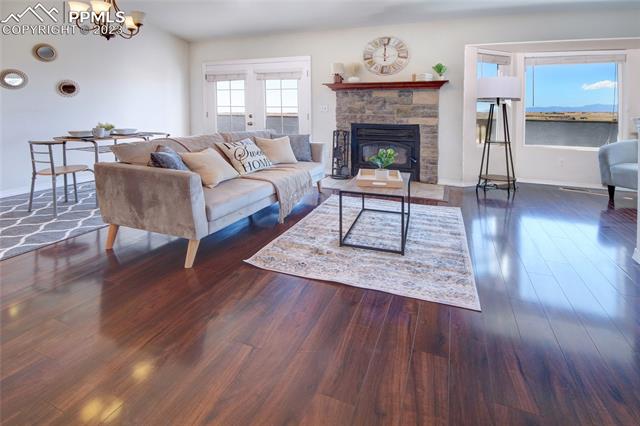16575 Cathys Loop