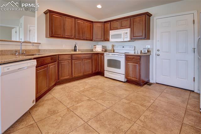 16575 Cathys Loop