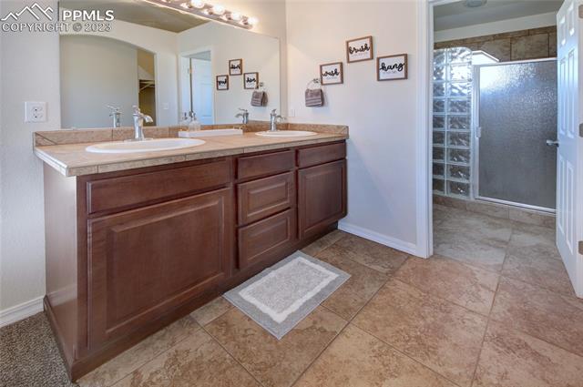 16575 Cathys Loop