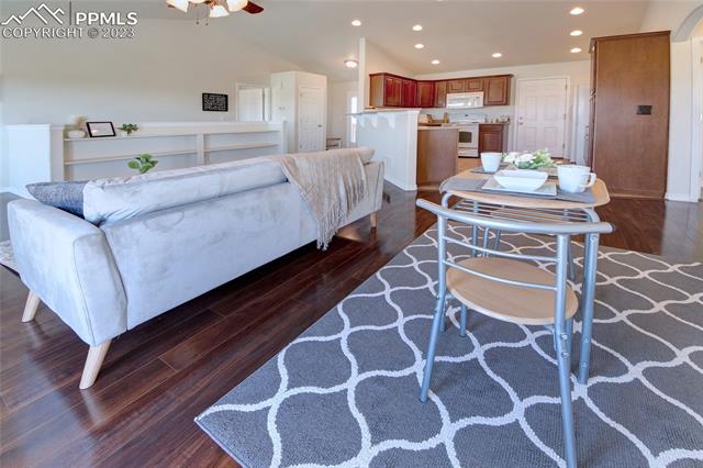 16575 Cathys Loop