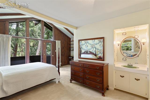 1818 Pine Grove Avenue