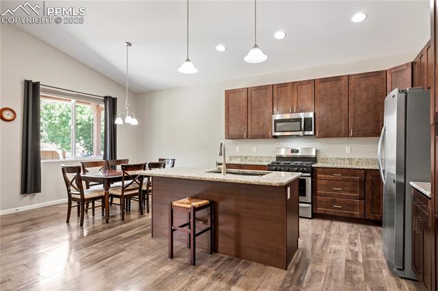 3033 Virginia Avenue