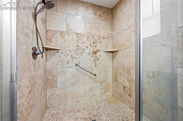 3033 Virginia Avenue