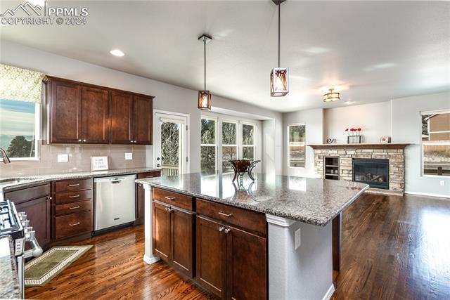 19613 Lindenmere Drive