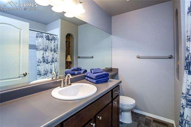 19613 Lindenmere Drive