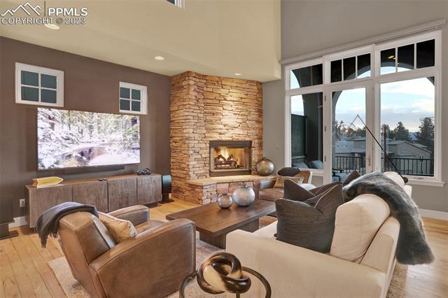 1028 Manor Gate Point