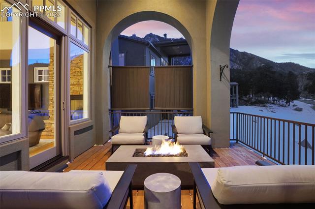 1028 Manor Gate Point