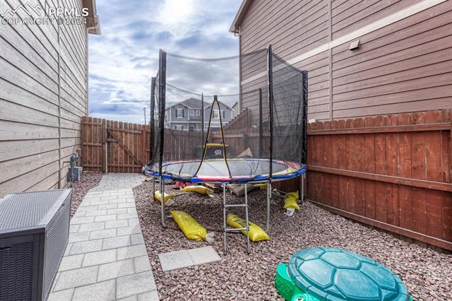 7578 Lost Pony Place