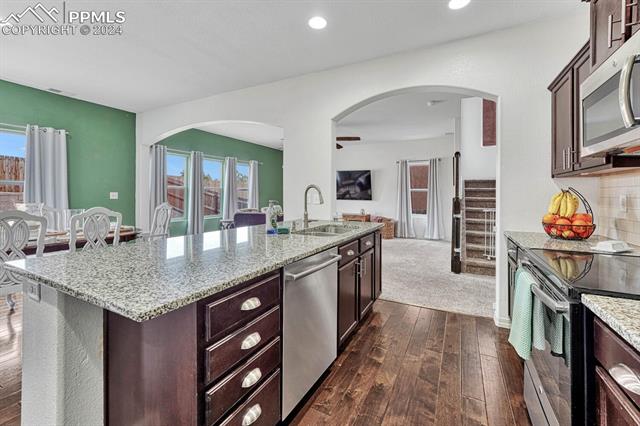 7578 Lost Pony Place