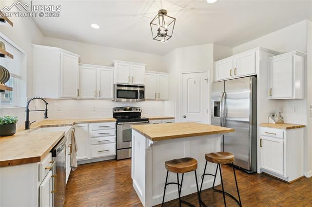 3748 Reindeer Circle