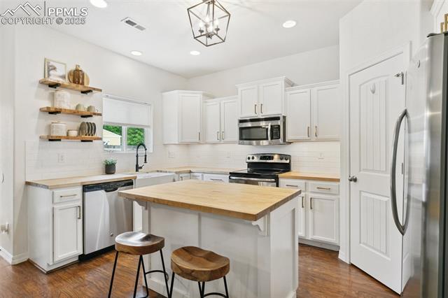 3748 Reindeer Circle