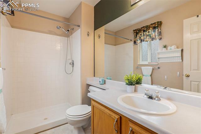 6280 Gossamer Street