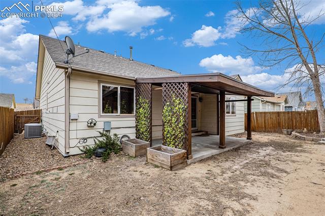 6280 Gossamer Street