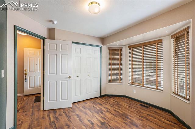 6280 Gossamer Street