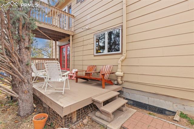 5165 Meadowgreen Drive